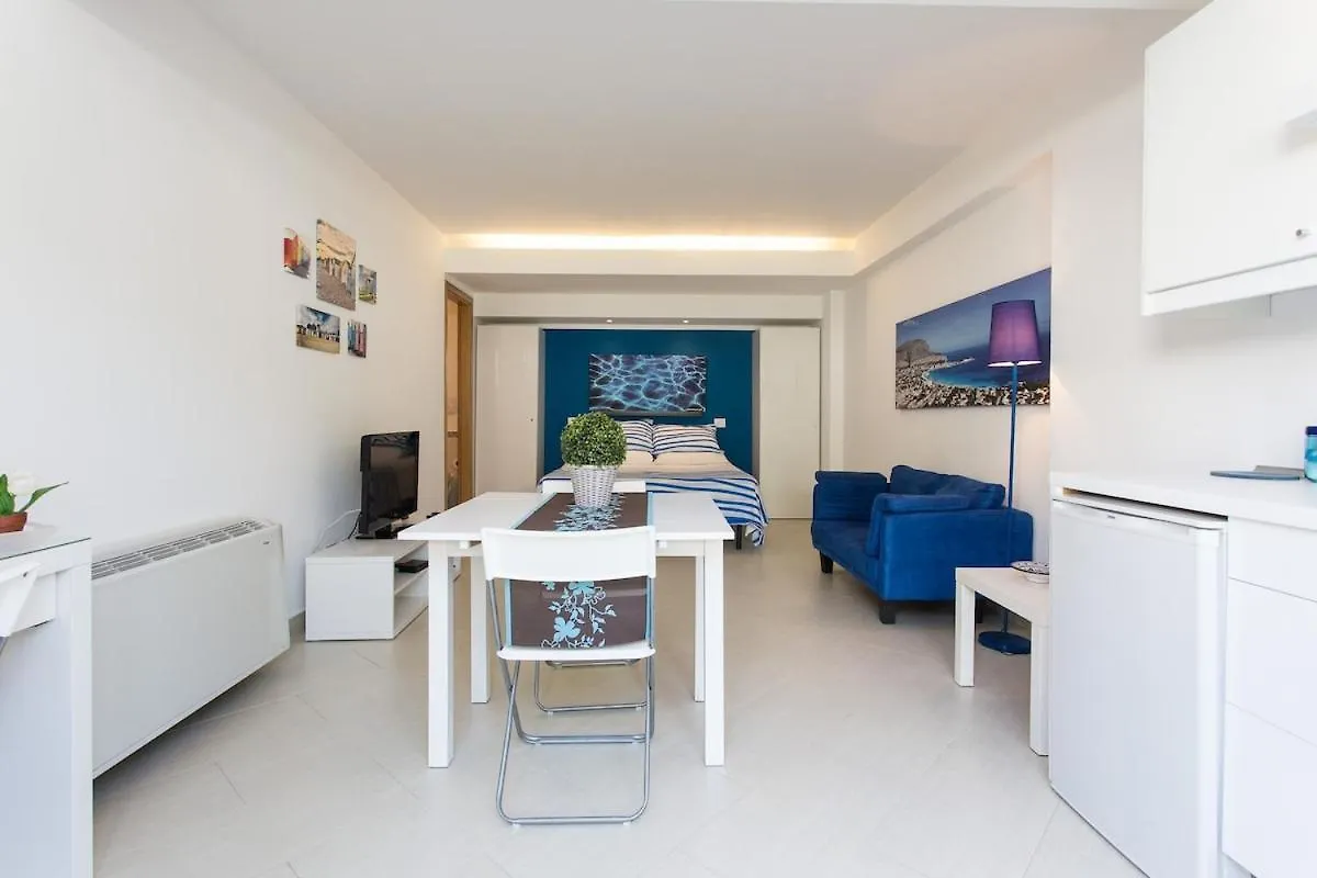 Mondello Suites Flh - Riflessi Palermo 0*,  Olaszország